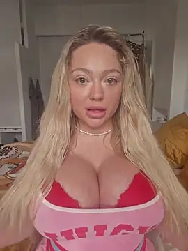 misstitmouseofficial online show from October 2025 01:42:01 PM