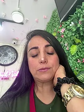 hotadhara01 online show from March 2026 06:45:02 PM