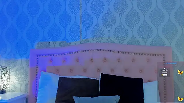 OnlyGia online show from September 2025 08:22:02 PM