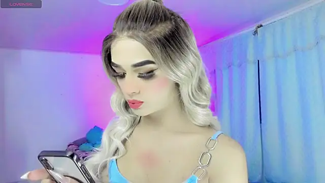 HANNAH BACKERS online show from December 2025 06:10:01 AM