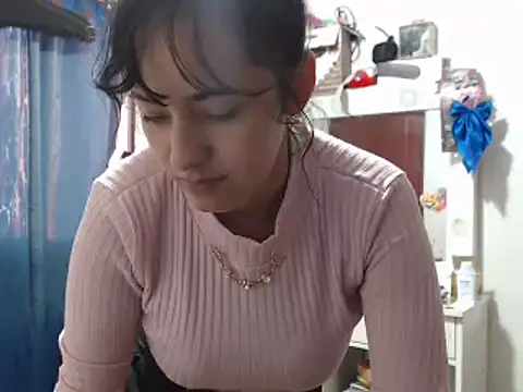 annie clark2 online show from December 2024 07:32:02 PM