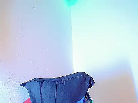 Snapshot of Anthonella_valentina chatting on June 2026 02:21:02 AM Anthonella valentina online show from June 2026 02:21:02 AM
