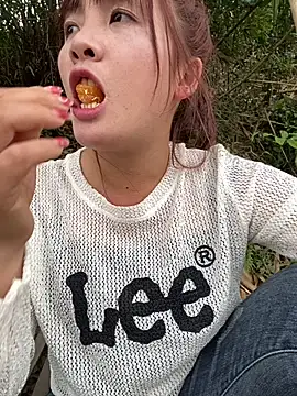 Snapshot of asian_2k chatting on February 2026 07:50:01 AM asian 2k online show from February 2026 07:50:01 AM