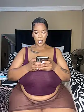 THICKBUNNYCHICKxxx online show from October 2025 08:29:01 PM