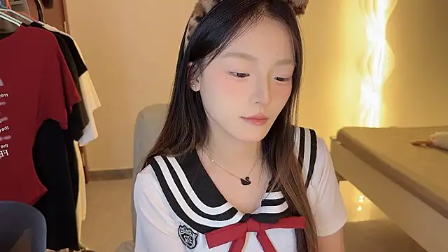 Robin-o3 online show from September 2025 03:15:02 PM