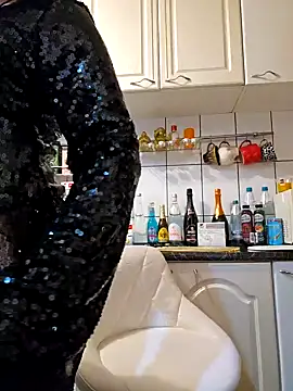 ShineBright88 online show from October 2025 08:05:01 PM