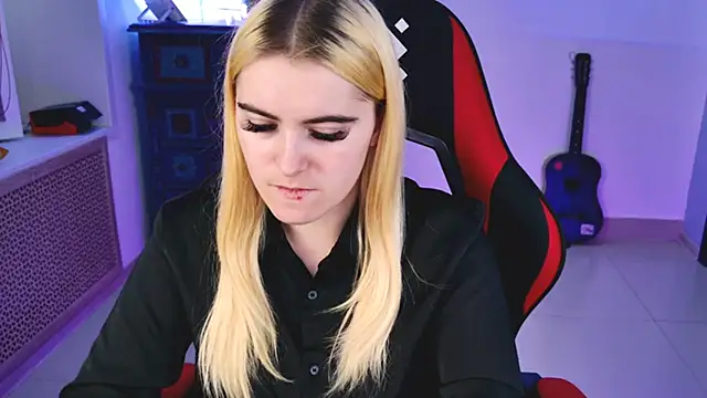 Stef Nicks online show from September 2025 09:11:01 AM