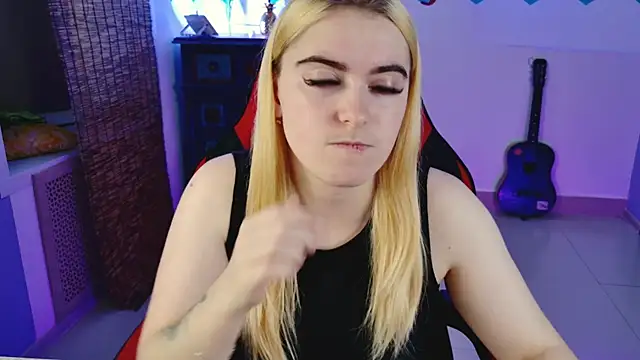 Stef Nicks online show from September 2025 09:32:01 AM