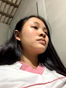 NhuFox online show from October 2025 01:01:01 PM