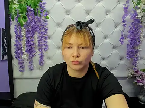 JuliettaRousse69 online show from September 2025 12:26:01 PM