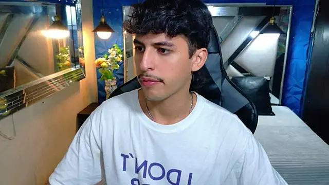 Alan Del Reyx online show from February 2026 01:45:04 AM