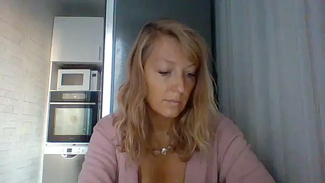 Vexxaa online show from September 2025 03:51:01 AM