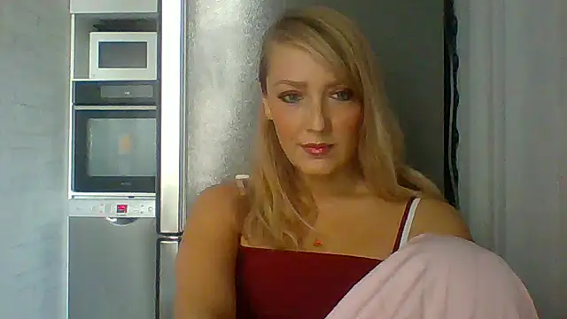 Vexxaa online show from November 2025 11:41:01 AM