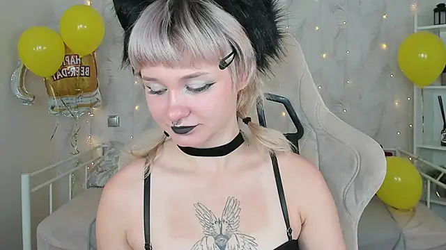 Tori Cutie online show from October 2025 05:37:01 AM