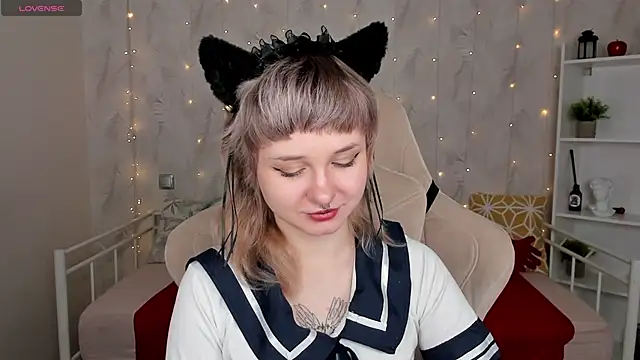 Tori Cutie online show from February 2026 12:03:01 AM