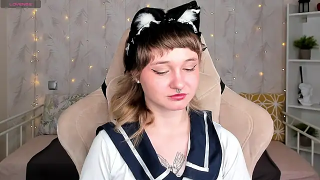 Tori Cutie online show from April 2026 02:51:02 AM