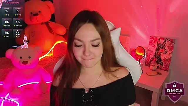 ApheliaDream  online show from October 2025 03:13:01 PM