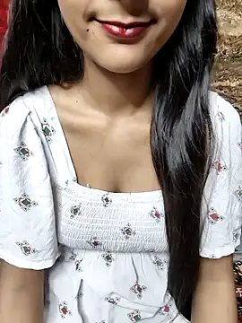 Snapshot of Indian-Aleena chatting on October 2025 06:06:01 PM Indian-Aleena online show from October 2025 06:06:01 PM