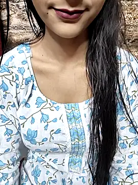 Snapshot of Indian-Aleena chatting on October 2025 07:33:01 AM Indian-Aleena online show from October 2025 07:33:01 AM