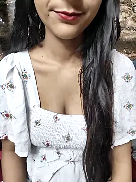 Snapshot of Indian-Aleena chatting on October 2025 05:24:02 PM Indian-Aleena online show from October 2025 05:24:02 PM