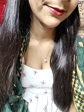 Snapshot of Indian-Aleena chatting on November 2025 07:02:02 PM Indian-Aleena online show from November 2025 07:02:02 PM