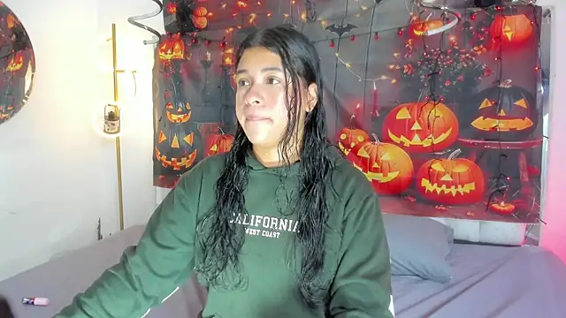 Ivy nt online show from October 2025 12:49:01 PM