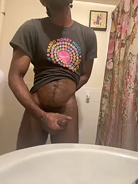 BigBDMari online show from September 2025 11:48:01 PM