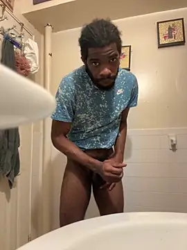 BigBDMari online show from November 2025 03:05:02 AM