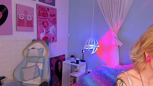 Hannahpage online show from October 2025 11:39:01 AM