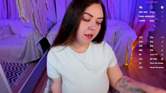 ashton heidii online show from September 2025 09:48:01 PM