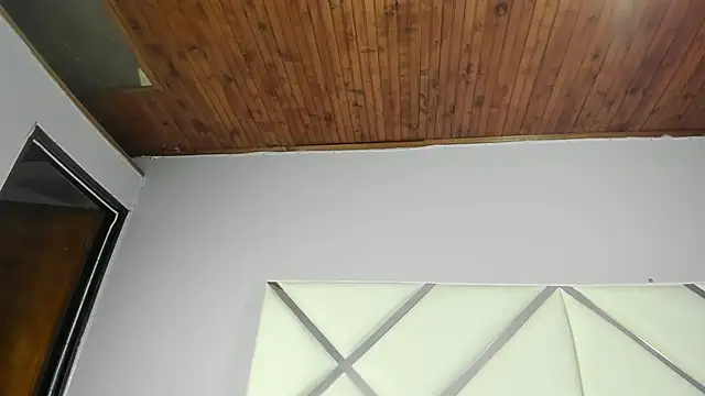 KikaDuque online show from April 2026 06:56:01 PM