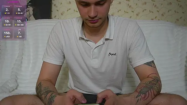 johnstoneisland online show from April 2026 06:53:02 PM