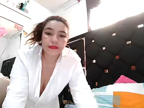 vegacristal88 online show from February 2026 03:15:02 PM