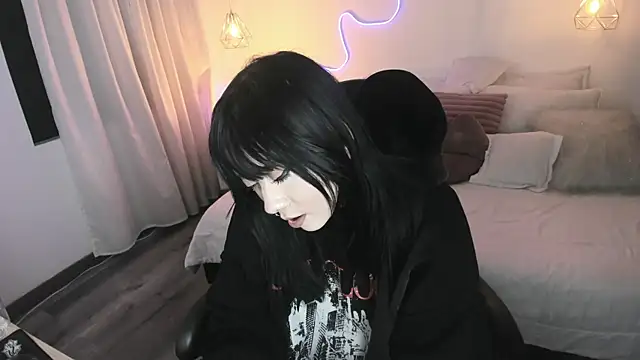 Noahcryptic online show from July 2026 10:21:02 AM