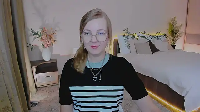 YourUniverser online show from September 2025 11:09:01 AM