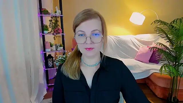 YourUniverser online show from October 2025 04:11:01 AM