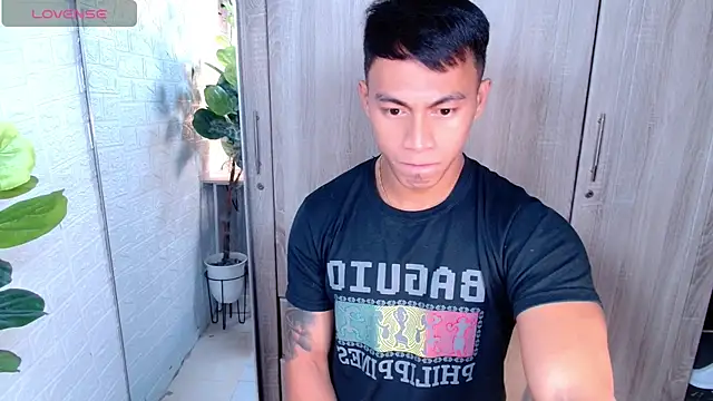 PinooyMilker online show from January 2026 12:32:02 PM