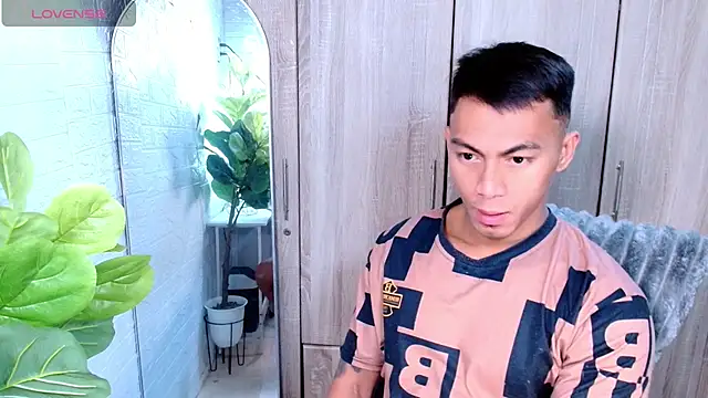 Snapshot of PinooyMilker chatting on February 2026 01:23:01 AM PinooyMilker online show from February 2026 01:23:01 AM