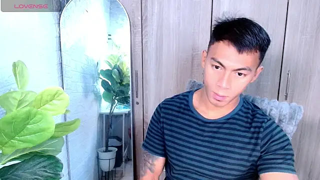 Snapshot of PinooyMilker chatting on February 2026 03:05:01 AM PinooyMilker online show from February 2026 03:05:01 AM