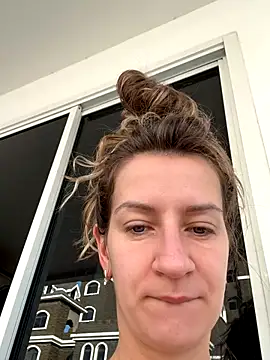 EvvaMur online show from November 2025 01:36:01 AM