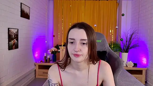 AliceLids online show from December 2025 01:27:01 PM