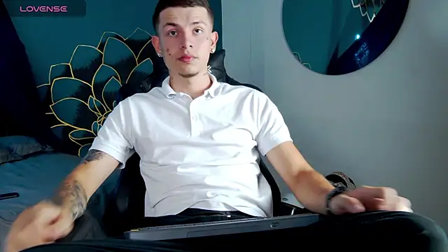 Ryan Miller online show from September 2025 08:56:01 PM