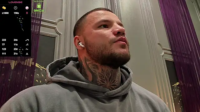 OliverSport online show from November 2025 03:52:02 PM