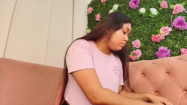 shanon marel online show from September 2025 12:06:01 PM