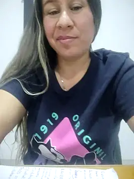 Nala1986 online show from September 2025 02:22:02 AM