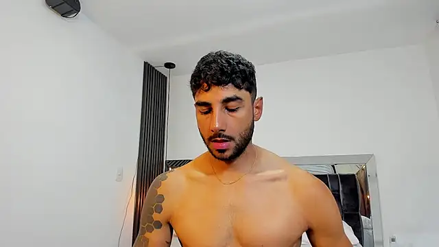 MARC THOMPSON  online show from October 2025 01:44:01 AM