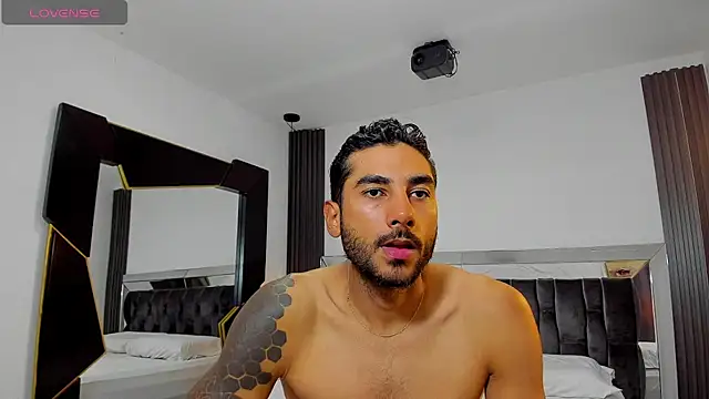 MARC THOMPSON  online show from November 2025 02:54:02 AM