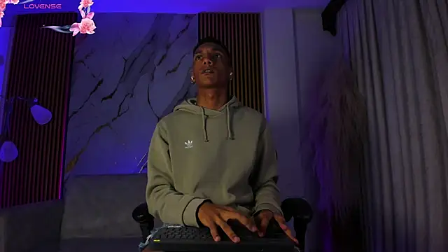 JulienSaint online show from January 2026 10:52:01 AM