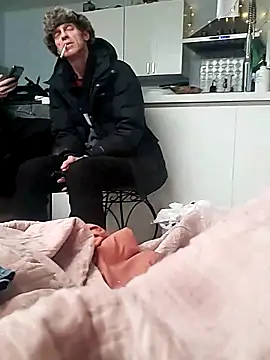 djcarey369159 online show from April 2026 07:37:01 PM