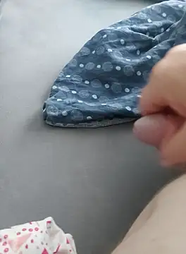 nikfu274 online show from October 2025 07:28:02 AM